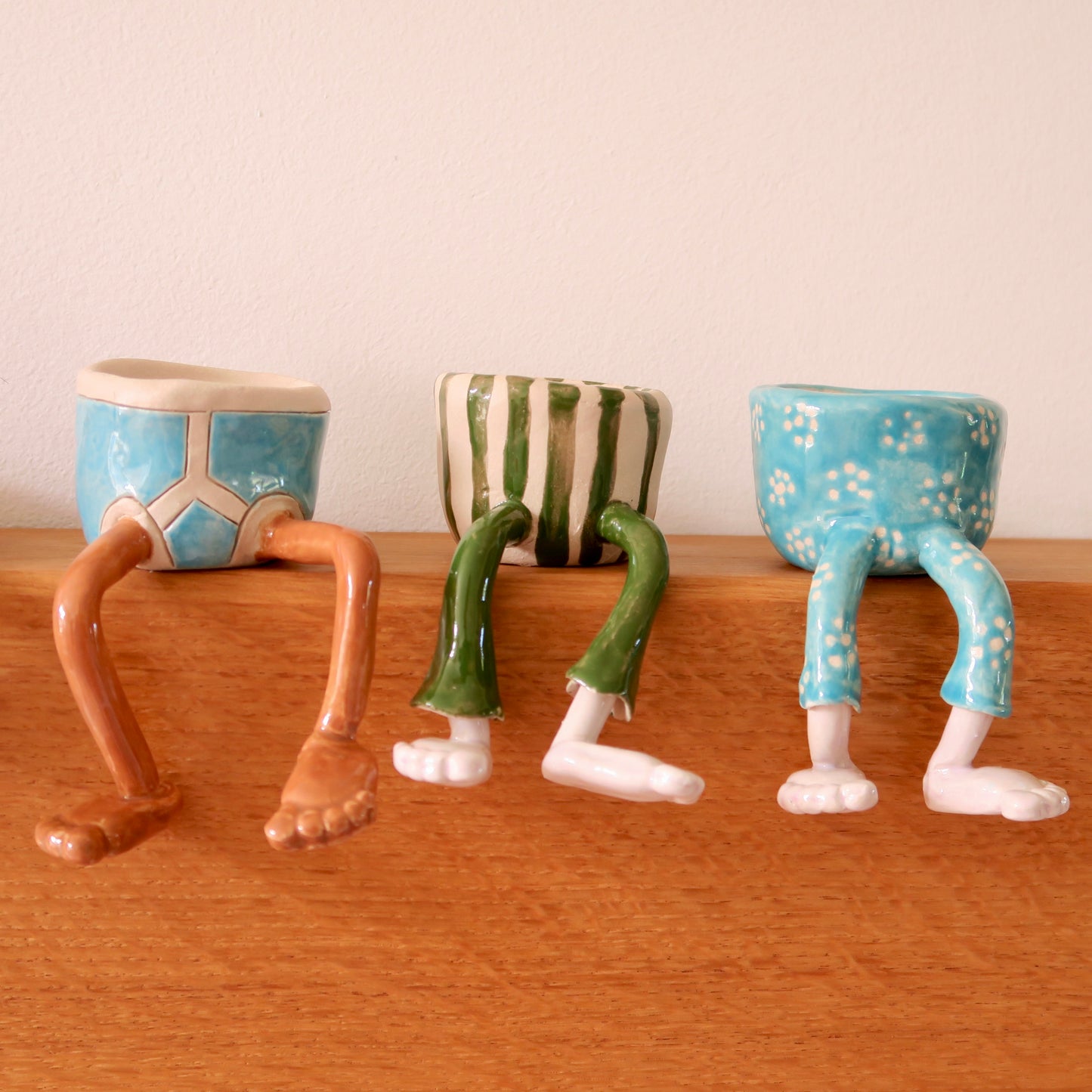 Leggy Pot – Handmade Ceramic Planter or Trinket Dish | Quirky Shelf Pot | Funny Gift | Unique Pottery Sculpture