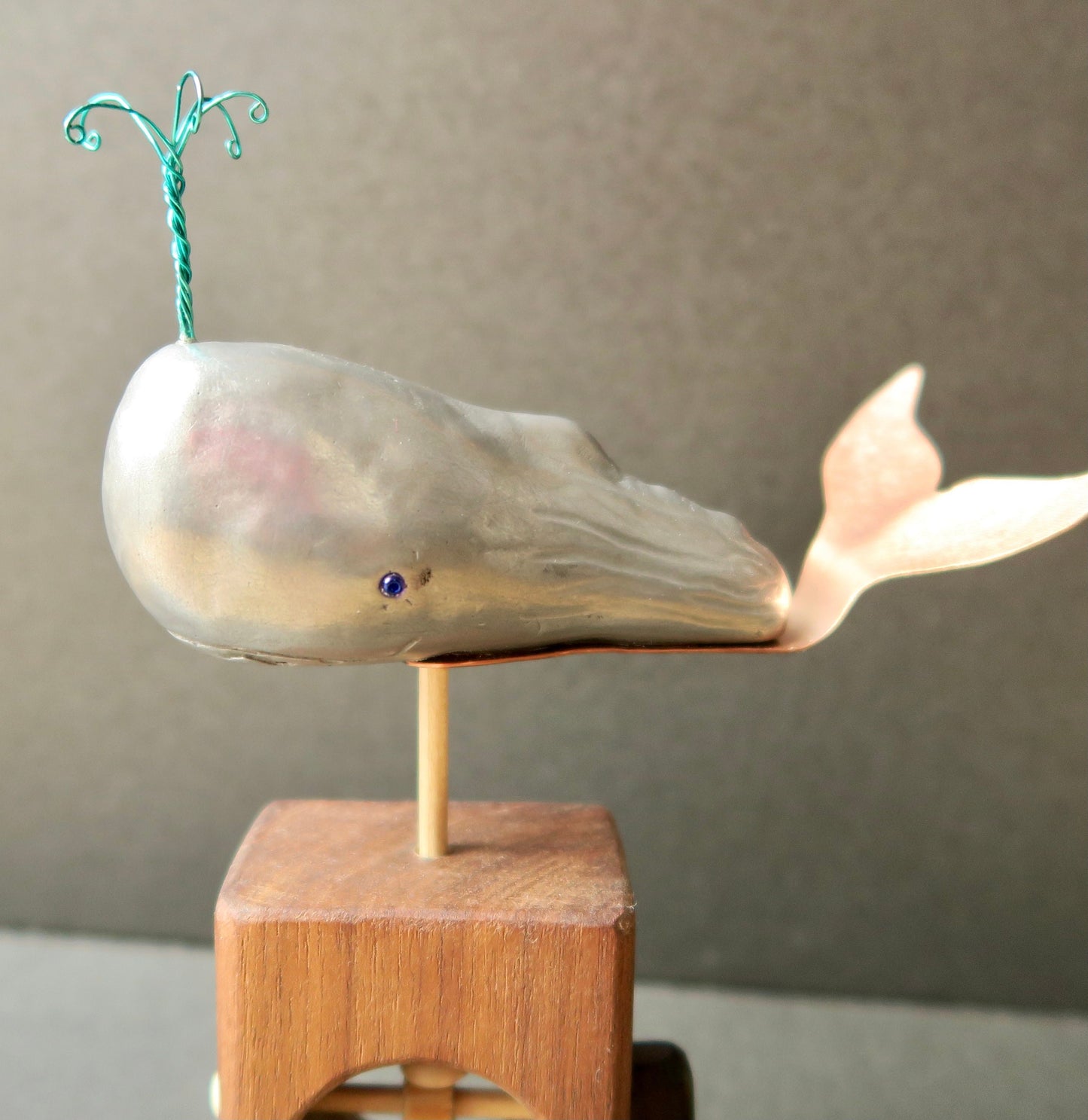 Automaton “Whale of a Time”