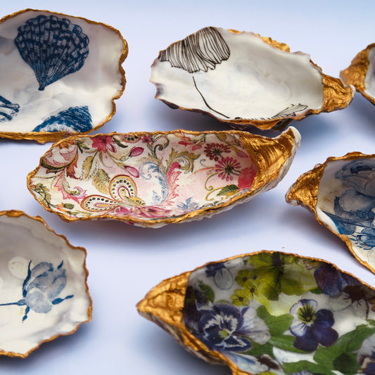 Oyster shell ring dish / trinket dish