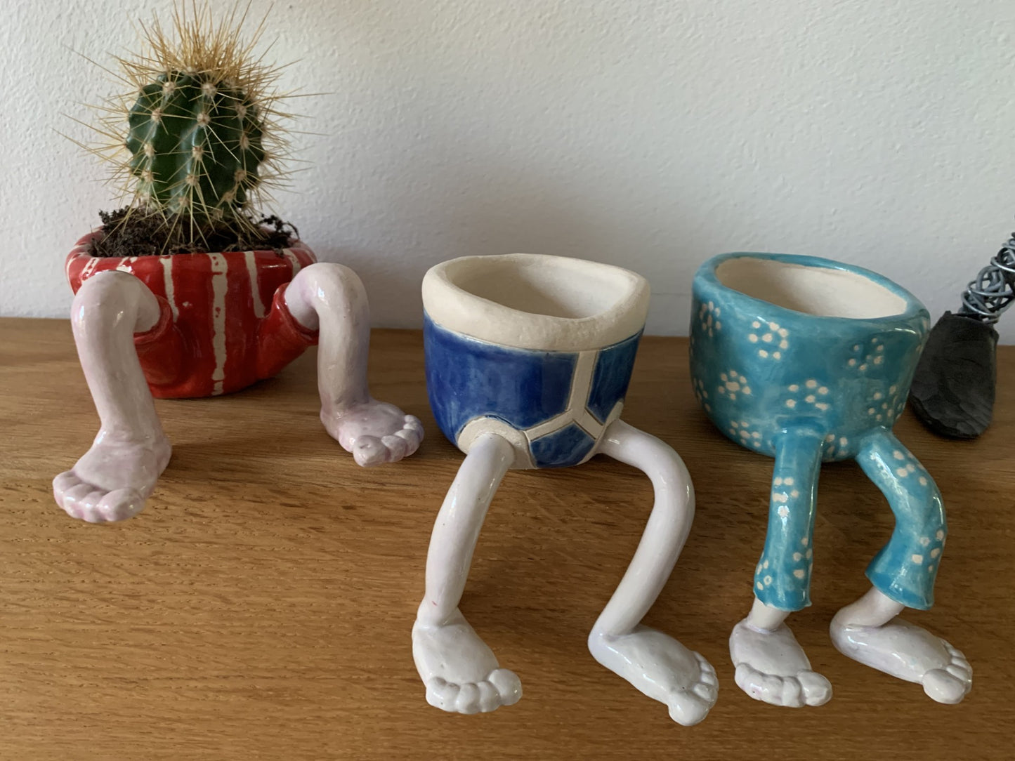 Leggy Pot – Handmade Ceramic Planter or Trinket Dish | Quirky Shelf Pot | Funny Gift | Unique Pottery Sculpture